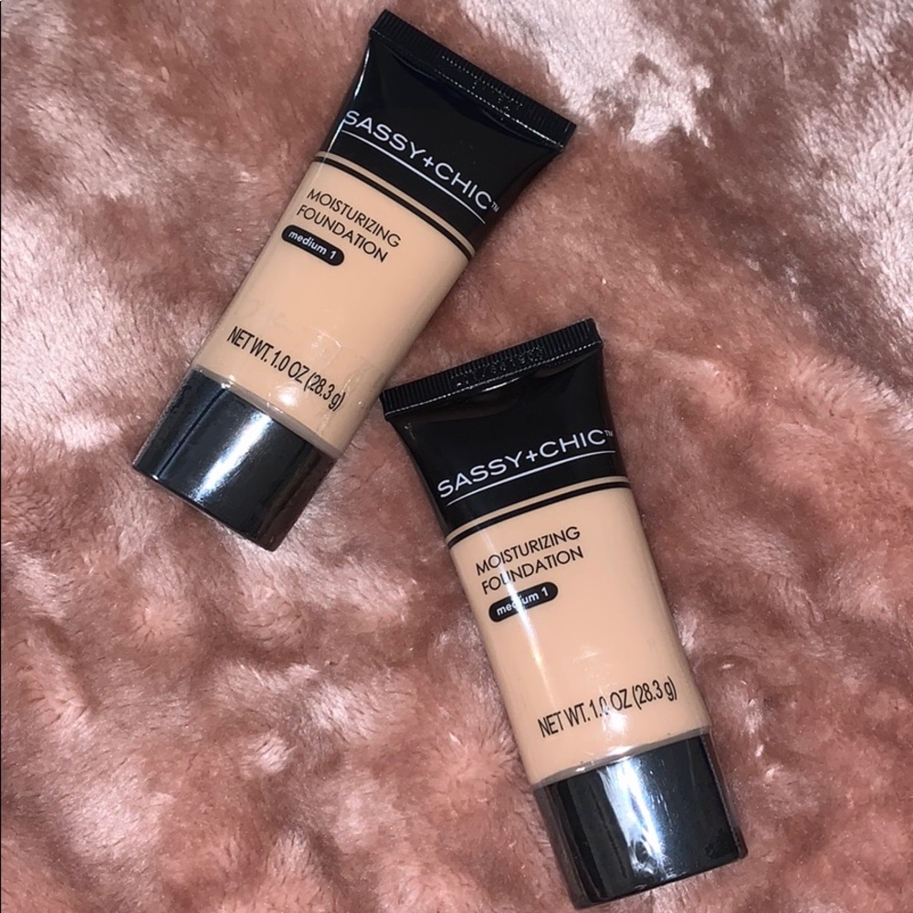 Sassy+chic Foundation